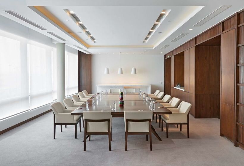 ホテル Andaz Delhi, By Hyatt