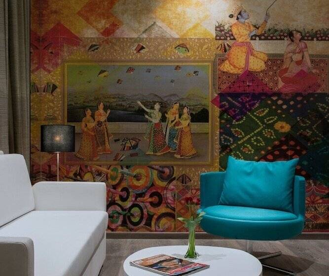 호텔 Eastin Residences Vadodara