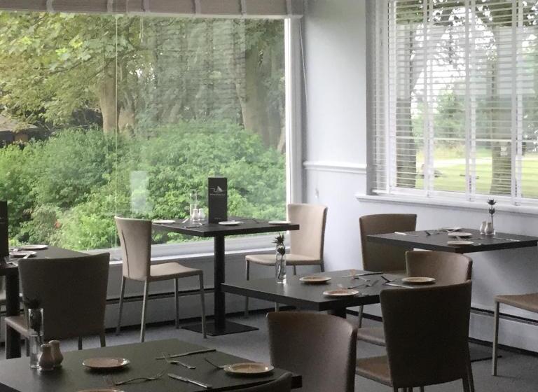 فندق The White Lodge