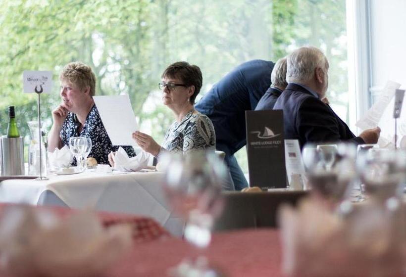 فندق The White Lodge