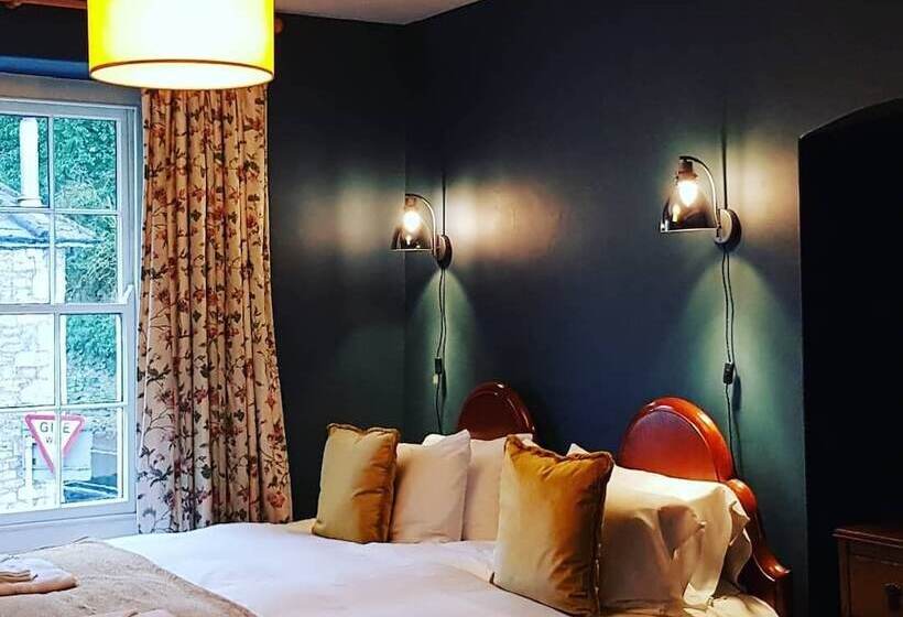 The Oakhill Inn