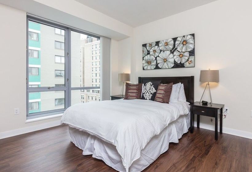 Global Luxury Suites At West End