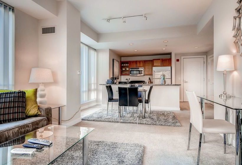 Global Luxury Suites At West End