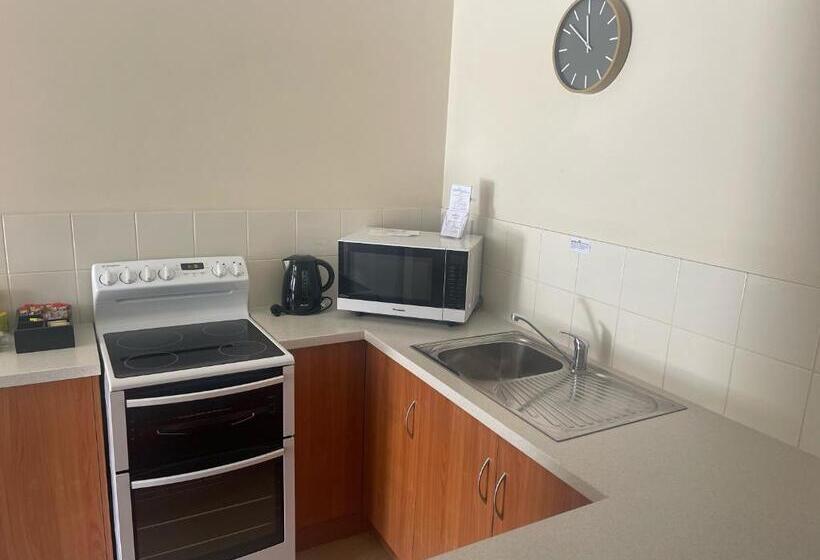 בית מלון כפרי Albion