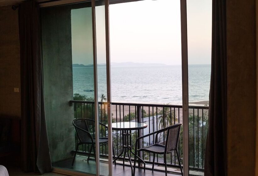 ホテル B2 Sea View Pattaya Boutique & Budget