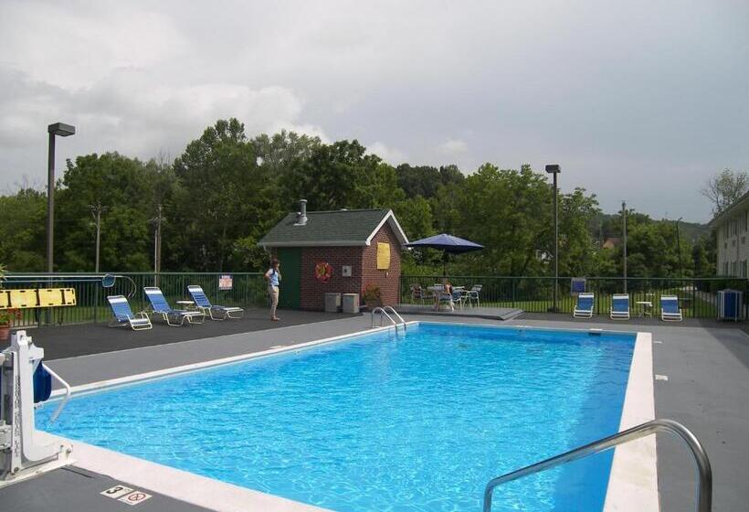 ホテル Baymont By Wyndham Mount Vernon Renfro Valley