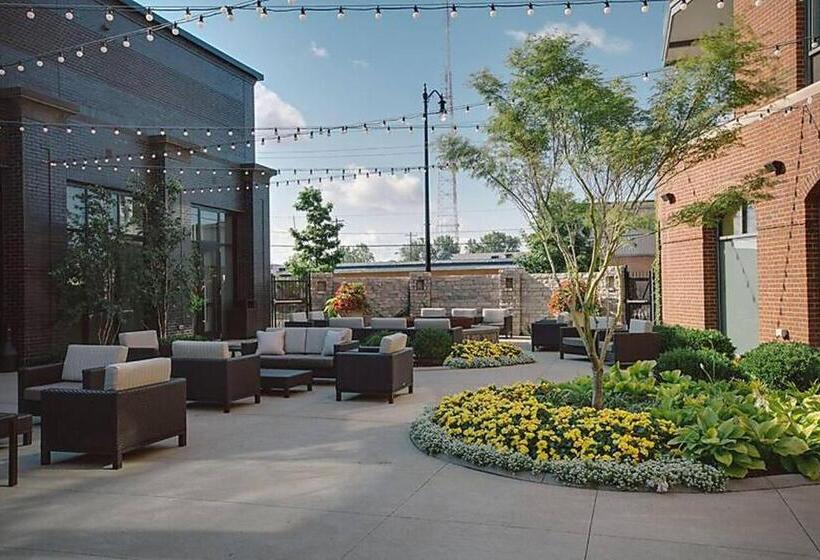 هتل Courtyard By Marriott Columbus Osu