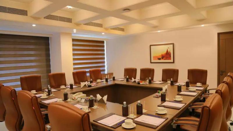 Hotel Efcee Sarovar Premiere Bhavnagar