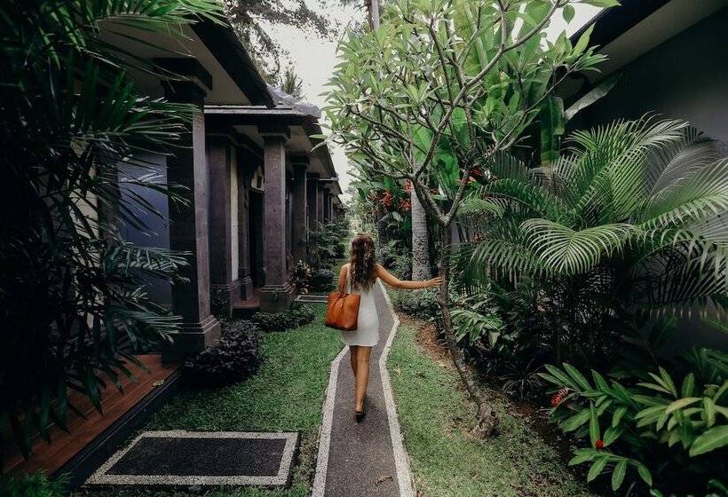 호텔 The Palm Green Ubud