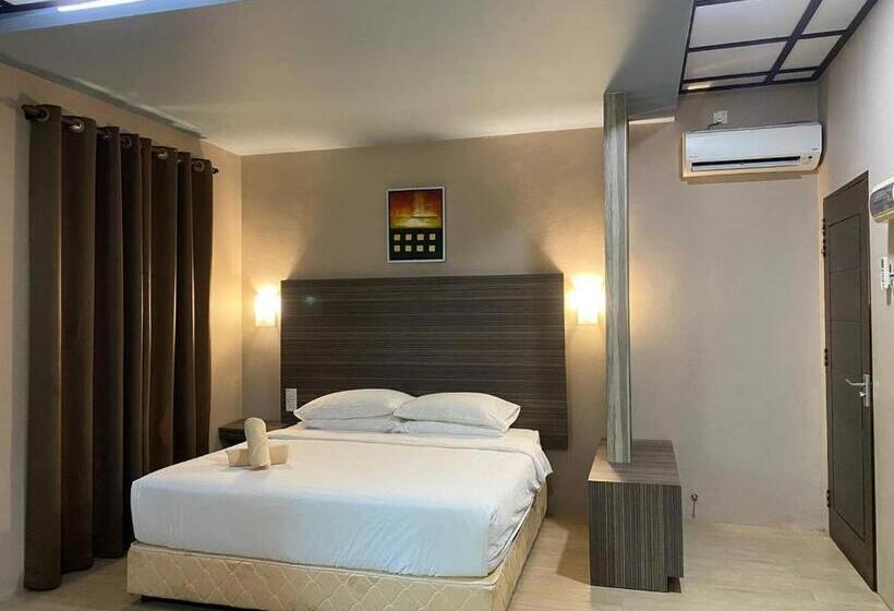 فندق Pandan Laut Beach Resort
