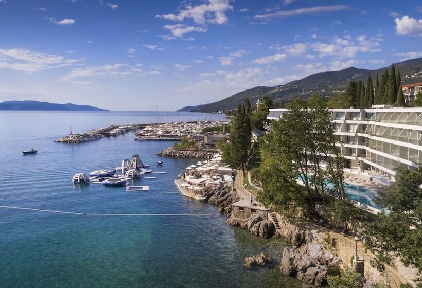 هتل Ičići   Liburnia