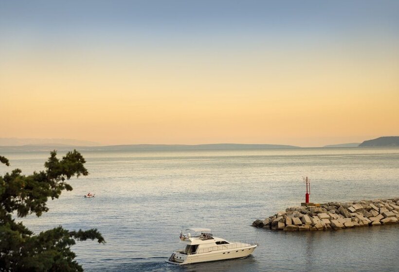 هتل Ičići   Liburnia