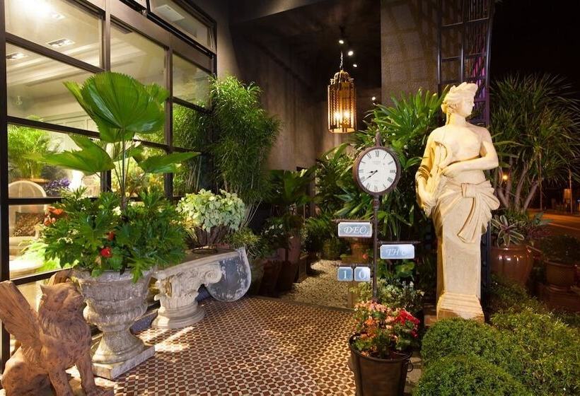 Chihpen Hotel Royal Kingdom