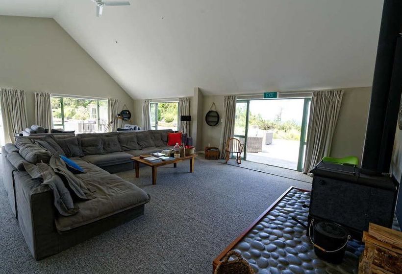 فندق Split Apple Lodge  Boutique Eco Lodge & Spa