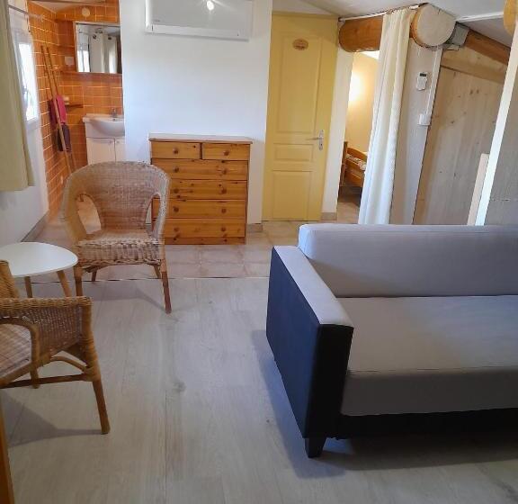 צימר Chambres D Hôtes Chez Cécile à Lagnes