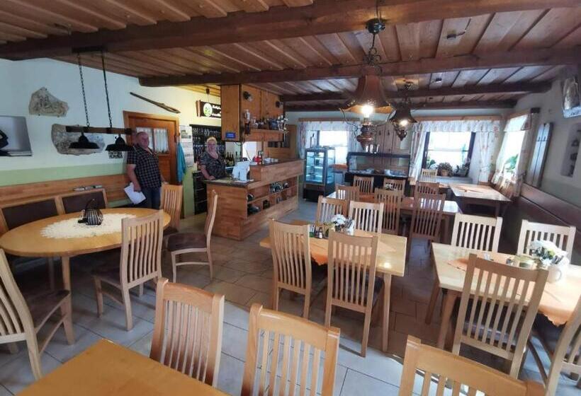 민박 Gasthaus Felsenwastl