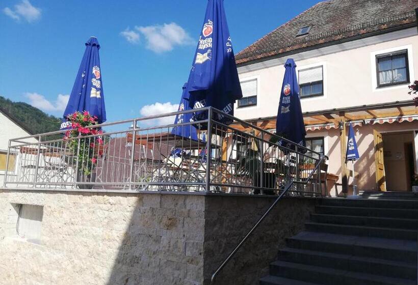 민박 Gasthaus Felsenwastl