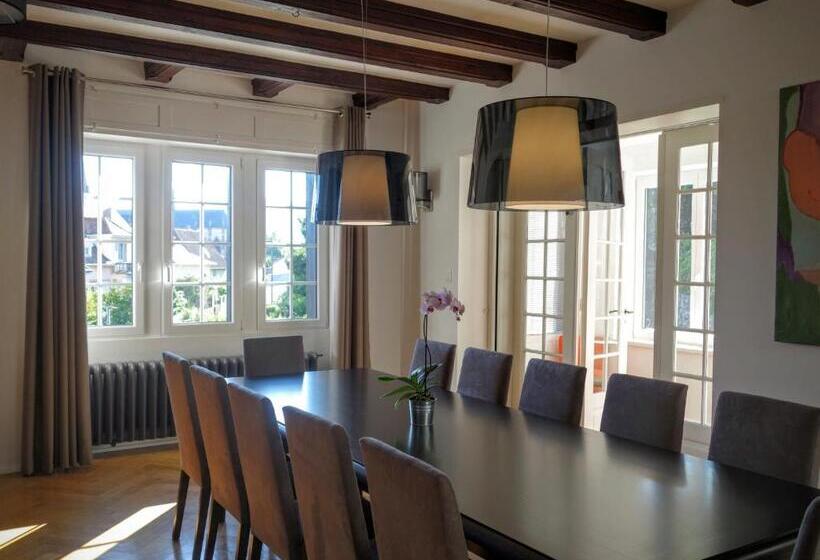 تختخواب و صبحانه La Villa Du Coteau