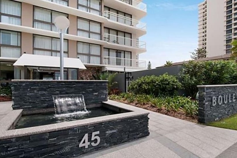 Boulevard Towers