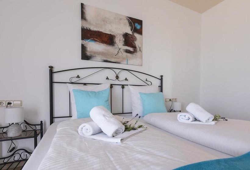 هتل Finca Alegria   Agroturismo Son Sampoli