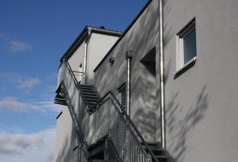 ホテル Victoria Living