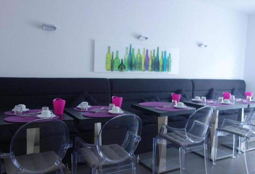 ホテル Victoria Living