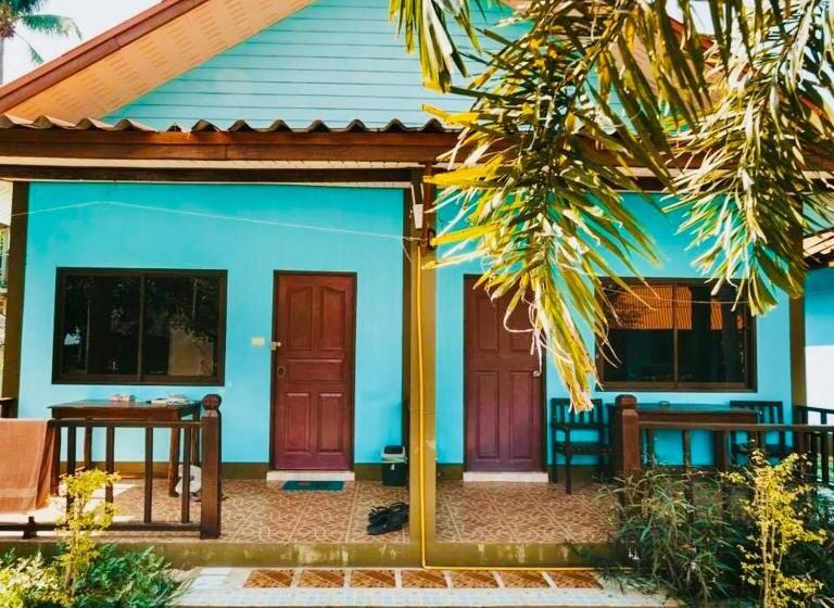 Lanta L.d. Beach Bungalow