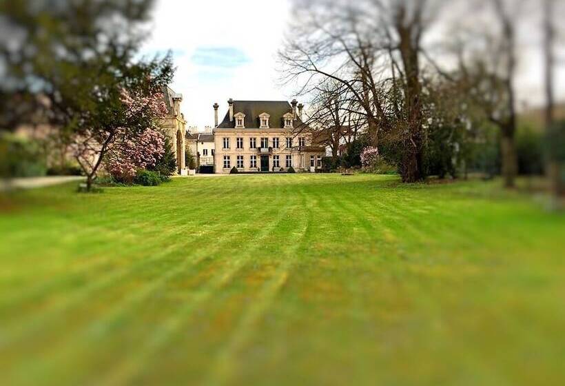 تختخواب و صبحانه La Maison Dans Le Parc
