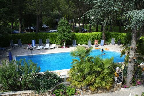 مبيت وإفطار Domaine De La Tour