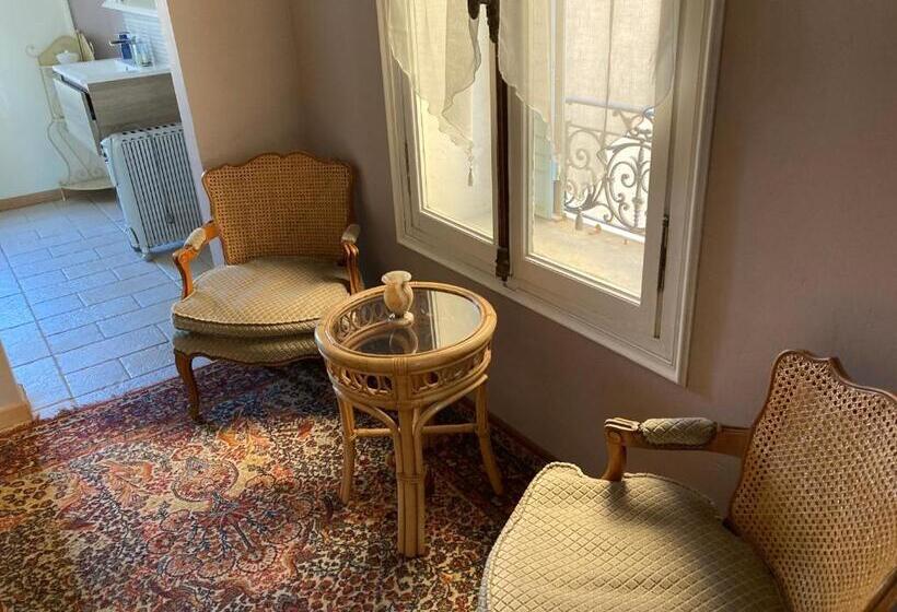 مبيت وإفطار La Villa Celine