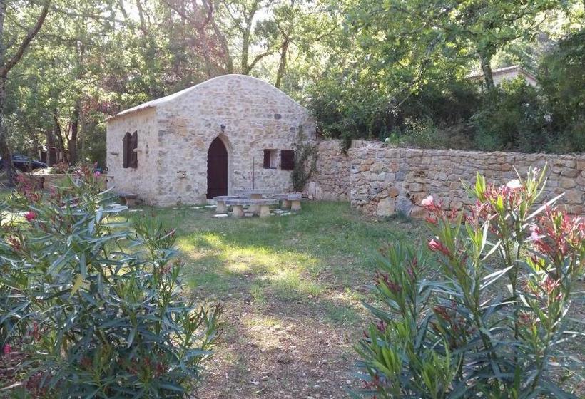 צימר Le Donjon Des Combes Et Son Spa