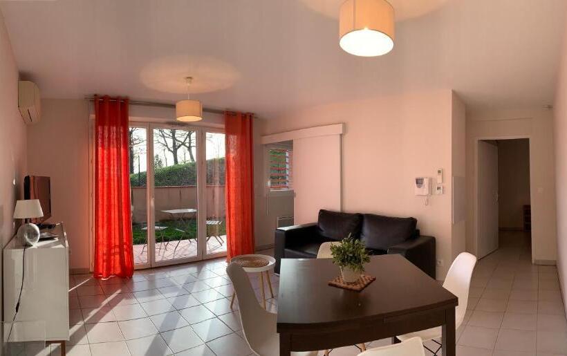 مبيت وإفطار Manoir Saint Clair