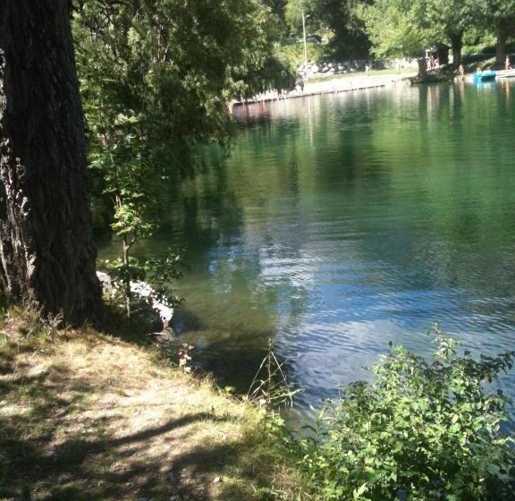 בית מלון כפרי Le Relais Du Lac