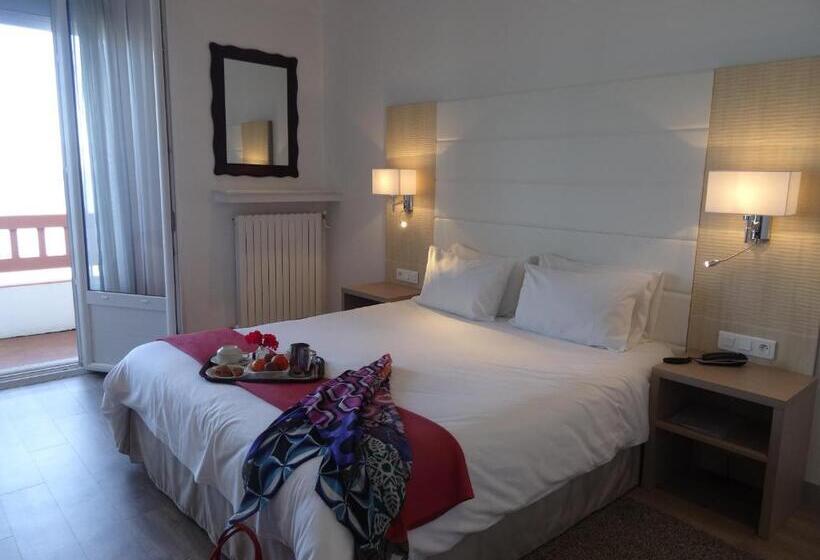 בית מלון כפרי Uhainak