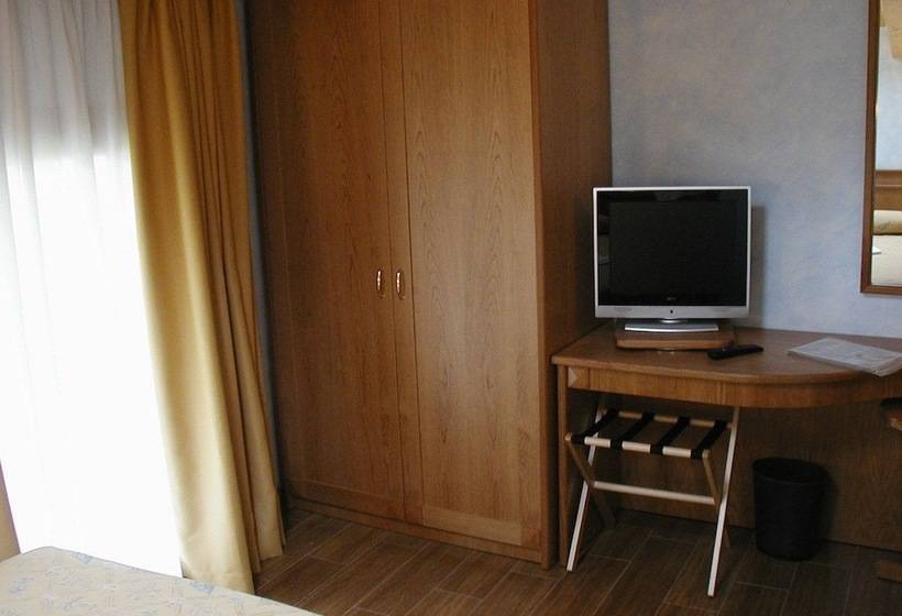 Azzano Holidays B&b