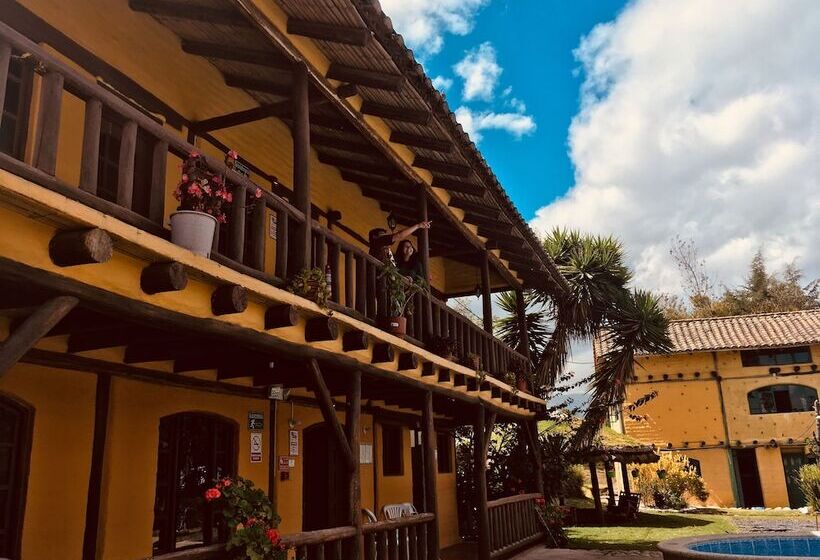 مسافرخانه Hosteria Colibri Aeropuerto
