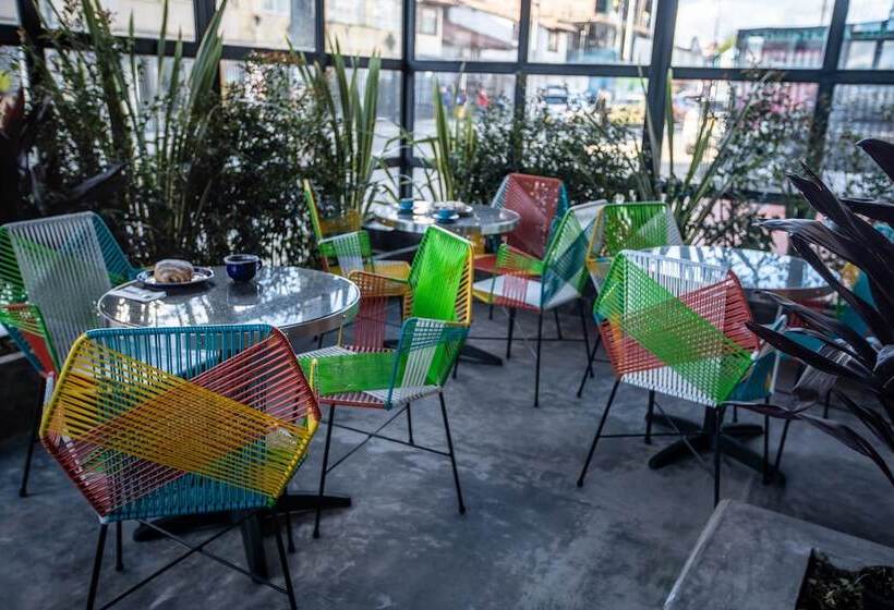 هتل 103 Wonderful House