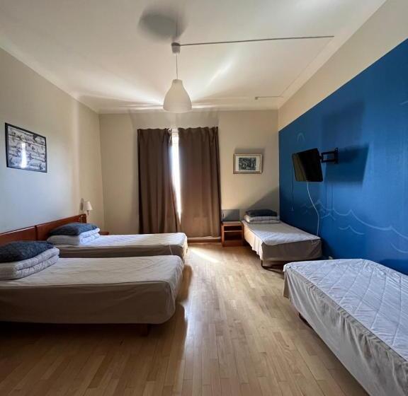 هتل Carlstad Sport Hostel