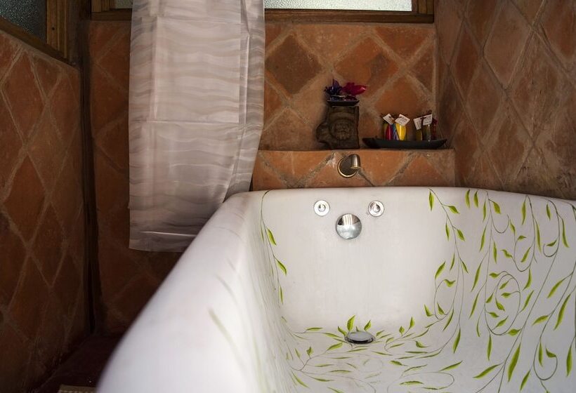 هتل Hacienda Rumiloma By Rotamundos