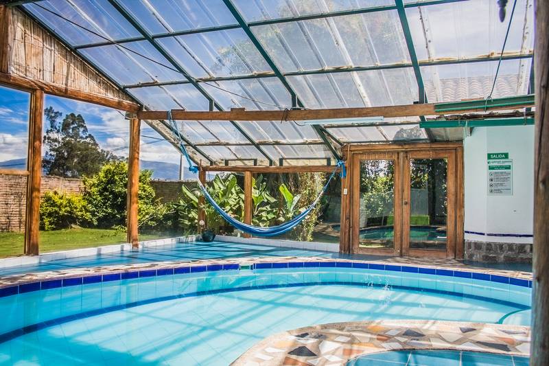 هتل Hosteria Airport Garden