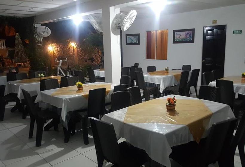 هتل Villa Real Tolú