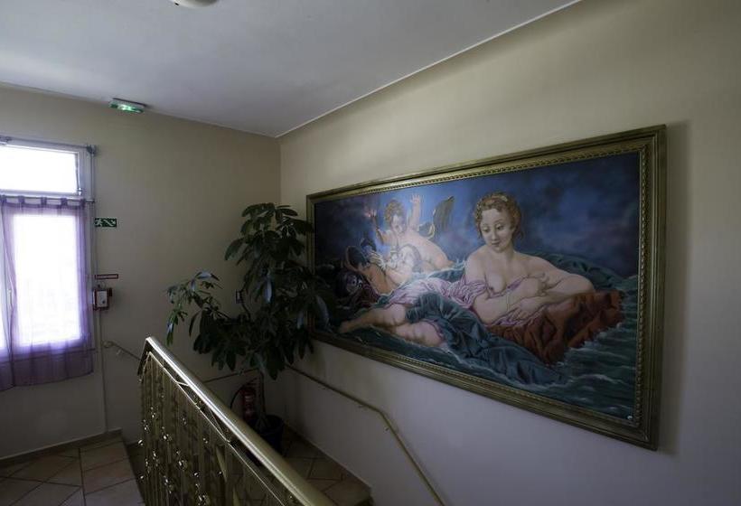 هتل Albergo