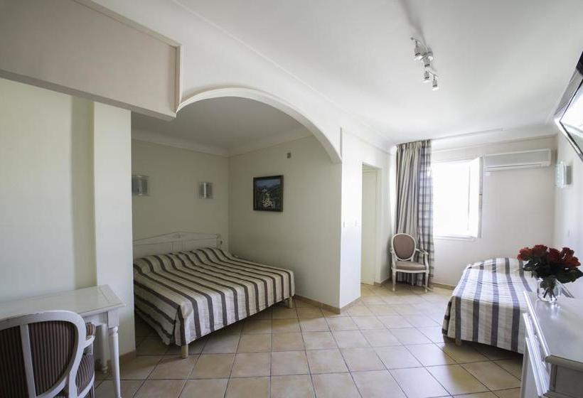 هتل Albergo