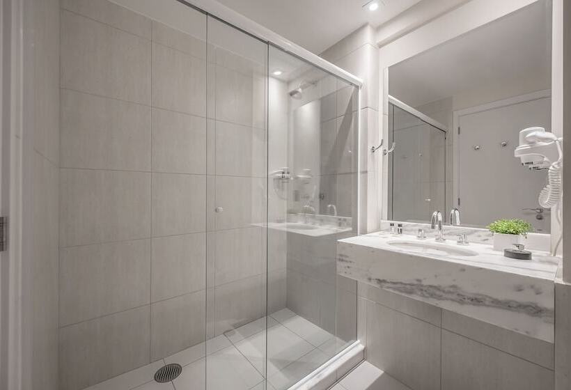 בית מלון כפרי Intercity Curitiba Centro Civico