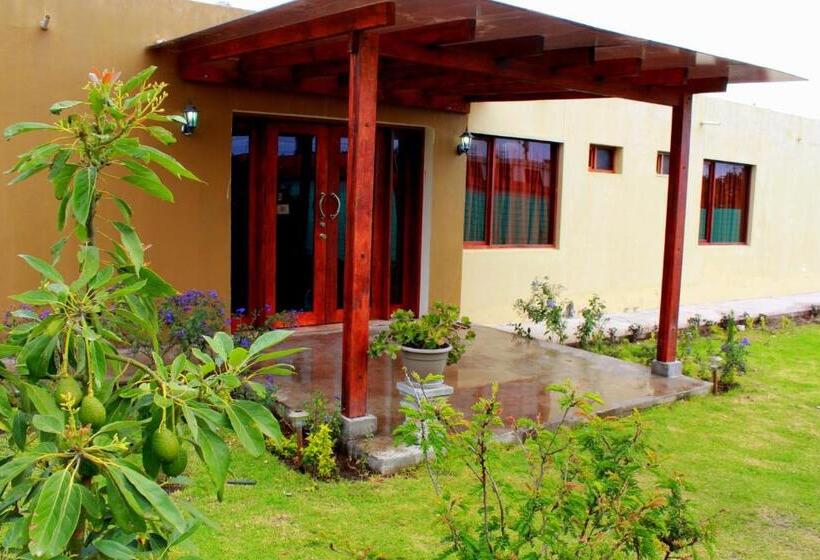 هتل Las Mercedes Airport Quito