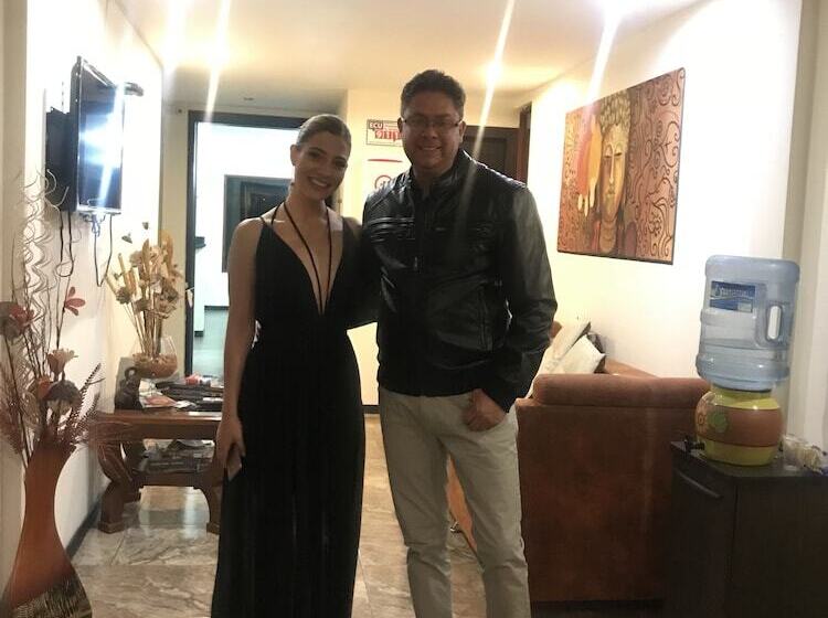 هتل Las Mercedes Airport Quito