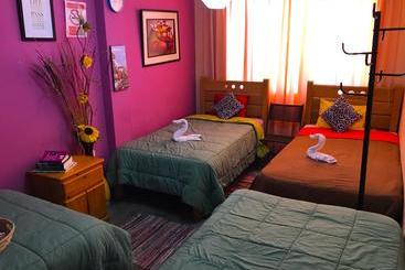 هتل Lima Airport Hostel