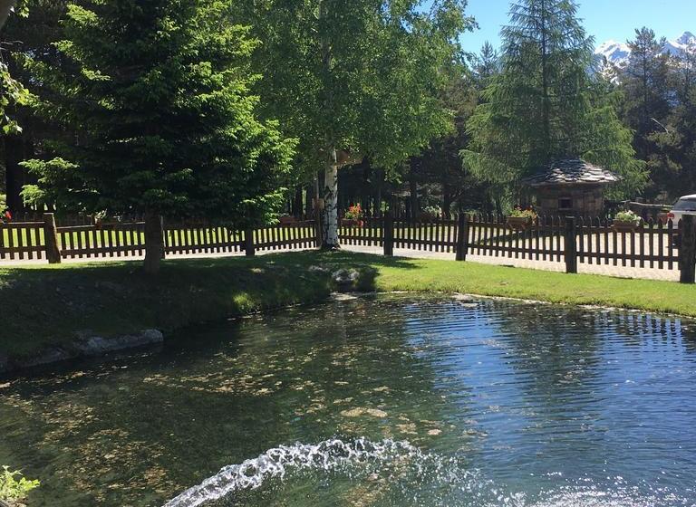 فندق Notre Maison