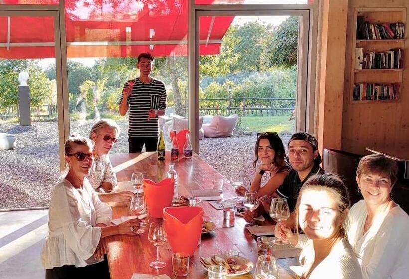 Отель Valdonica Winery Fine Dine & Wine