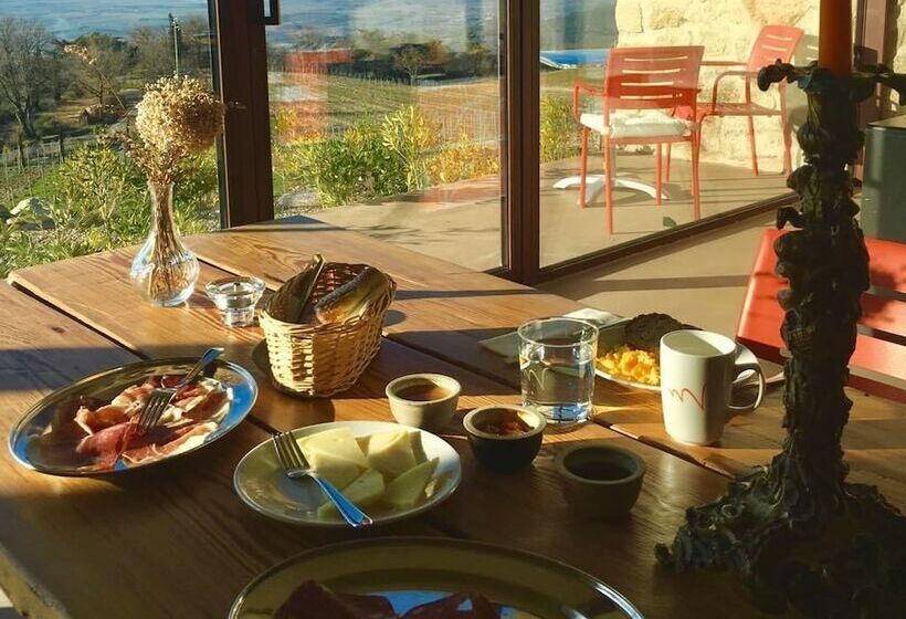 Отель Valdonica Winery Fine Dine & Wine